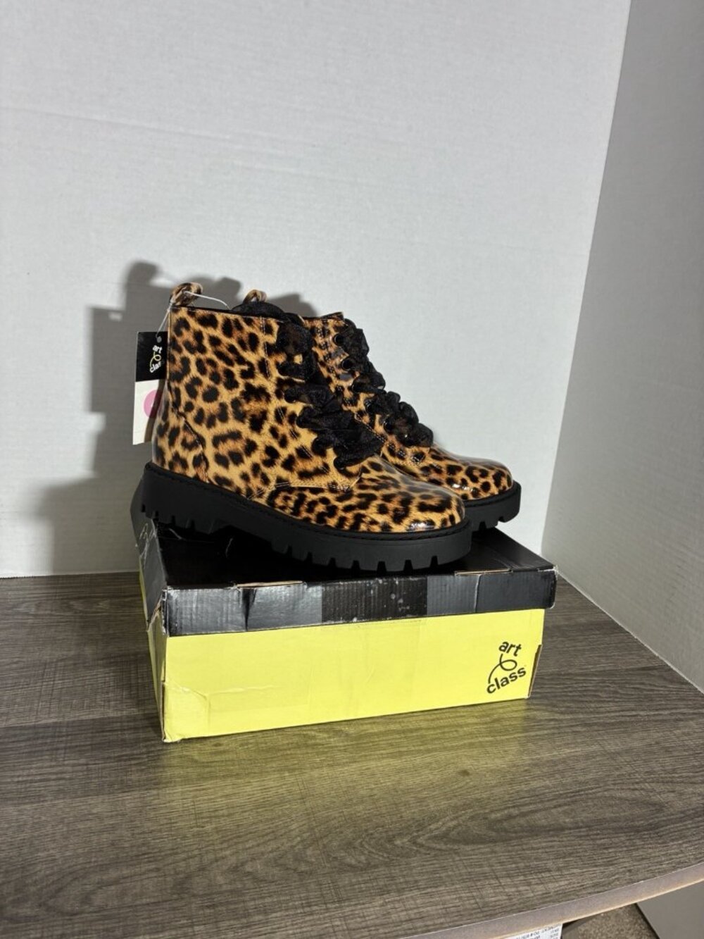Art Class Kayden Boot With Lug Heel Lace Up In Leopard Print Size 4 Kids